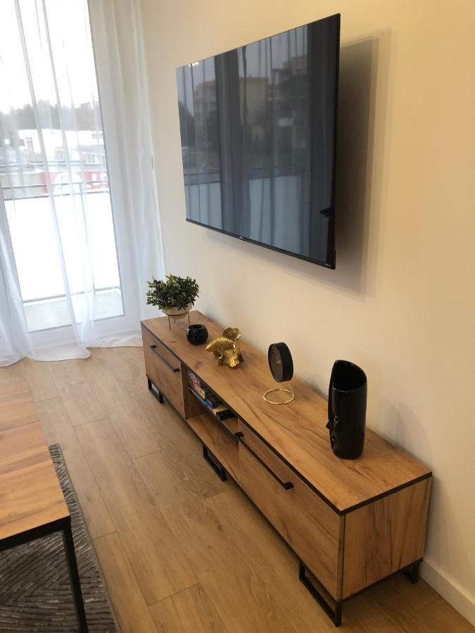 Apartament Pileckiego Nowy Dwor Mazowiecki Modlin Airport מראה חיצוני תמונה