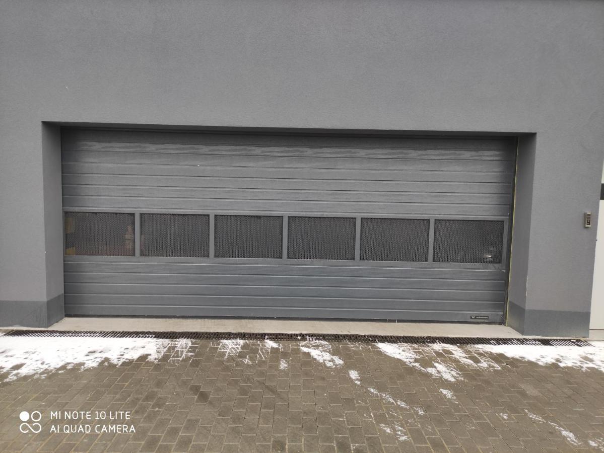 Apartament Pileckiego Nowy Dwor Mazowiecki Modlin Airport מראה חיצוני תמונה